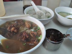 牛腩拼猪肠面-海幢瑞芳饮食店