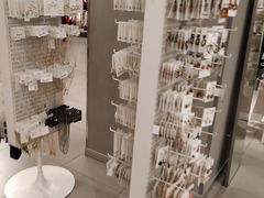 -H&M(鹏欣水游城店)