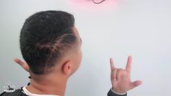 -FRIDAY星期五专业美发沙龙