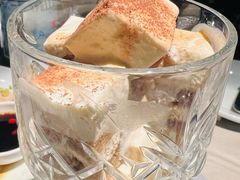 -穹六人间 people 6(岳阳路店)