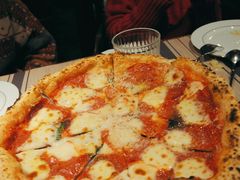 玛格利特经典披萨-Primo·丽莫意大利窑烤披萨