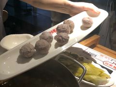 手锤爆汁牛肉丸（熟）-为什么牛潮汕牛肉火锅(中信广场店)