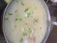 -余杨鸭鸭餐厅