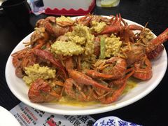 咸蛋黄锅巴龙虾-骄傲de小龙虾 · 全羊馆(新北万达店)