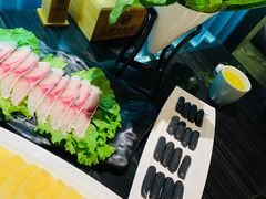 -东椰·海南椰子鸡火锅(朝阳门店)