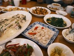 -品鲜村农家菜·阳澄湖大闸蟹(总店)