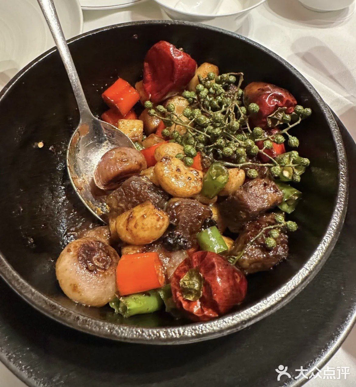 品鉴午间美味佳肴