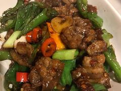 嘉丰小炒肉-嘉丰湘菜馆(芳群园店)