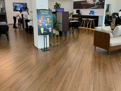 -宁波宝信宝马4S店(江北日湖店)