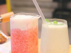 牛油果飞奶昔-火山屋台(新街口店)