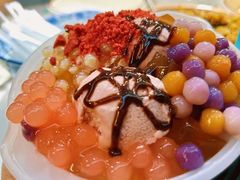 -八一路好吃街(雨田商务大厦店)