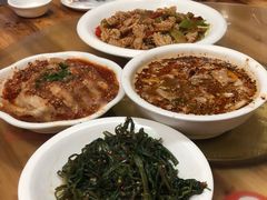 -勇猛子川菜馆(新军路店)