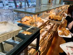 面包甜点陈列柜-新侨三宝乐面包店(崇文门店)