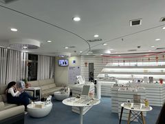 -优视力蔡司眼镜验配中心(越秀城市广场奥莱店)