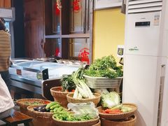 -富正毅三下锅·湘西韵味(天门山索道店)