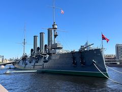 -阿芙乐尔号巡洋舰