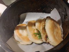 酥皮肉夹馍-甄御•海鲜新青岛菜(麦岛店)