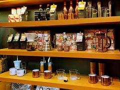零售区-星巴克臻选(深圳罗湖万象城店)