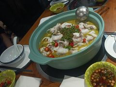 -重庆鸡公煲·青锅花椒鱼(牡丹江路店)