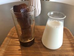 黑砖拿铁-dotcom coffee古点咖啡(致真大厦店)