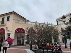 -佛罗伦萨小镇广佛名品奥特莱斯(疏港路店)