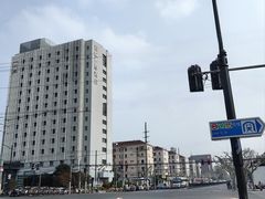 -和颐至尊酒店(上海徐家汇漕河泾店)