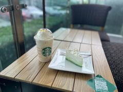 -星巴克(郑州曼哈顿广场店)