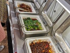 -爱客得牛排海鲜烤肉·火锅自助(春熙路黑金好店)