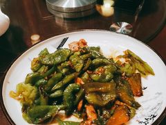-东来菜馆•手抓海鲜家常菜•海鲜锅贴(鸽子窝店)