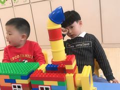 -爱乐梵国际儿童教育中心(古美店)