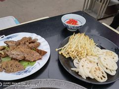 -楠柏弯休闲山庄(梨花溪店)