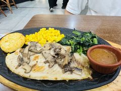 -萨莉亚意式餐厅(国展天虹店)