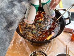 -鸿顺老铁锅美蛙鱼府(解放碑店)