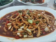 鱼香肉丝-洪霞餐馆