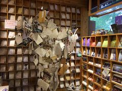 -猫的天空之城概念书店(杭州南宋御街店)