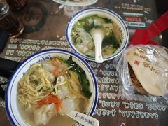 -长人馄饨铺(解放街店)