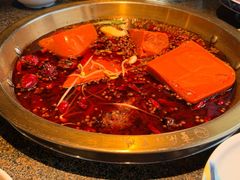 -小天鹅火锅·一线江景洪鼎旗舰店(洪崖洞店)