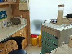 -上海仁爱医院口腔科 · 种植