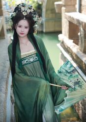 -梦回汉唐汉服旗袍体验馆(拙政园店)