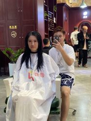 -十六番发型师事务所