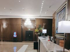 -上海虹桥西郊假日酒店