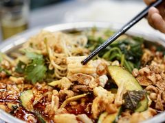 -周良天山牛杂城(天山路总店)