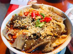功夫双脆-炉小二铜锅牛蛙•川湘菜(三里屯店)