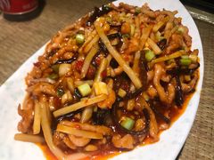 鱼香肉丝-渝信川菜 · 川味家常菜(长安店)
