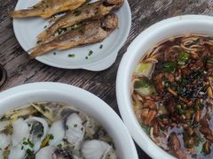 -小河无名面馆