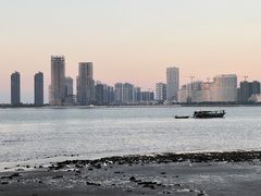 -万绿园