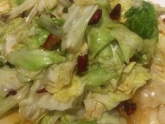 小炒牛心菜-快乐老家三鲜饺子东北菜(南六中路店)