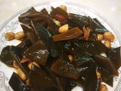 酸辣海带花生米-灶座小锅烀饼·铁锅炖(道里店)