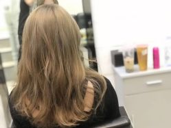 -SIX Hair Consultant