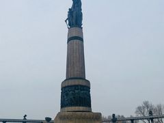 -人民防洪胜利纪念塔